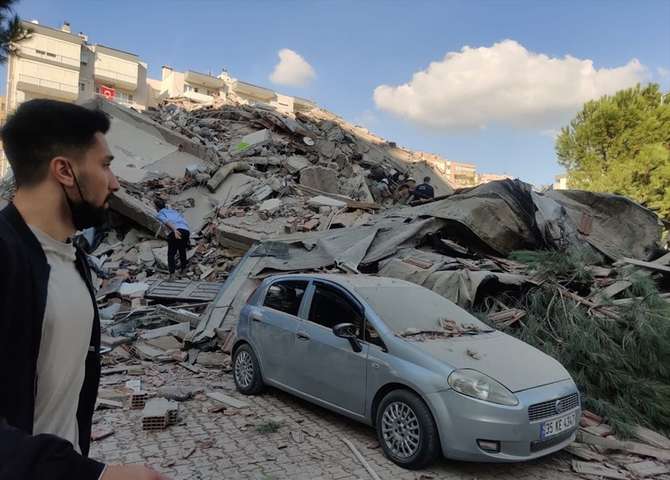 Кількість жертв землетрусу у Туреччині зросла до 12