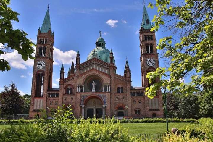Півсотні радикальних ісламістів скоїли напад на церкву у Відні