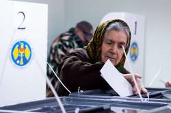 Для спостереження за виборами президента акредитовано 1887 національних та 310 міжнародних спостерігачів