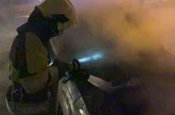 Внаслідок пожежі в автомобілі пошкоджено моторний відсік 