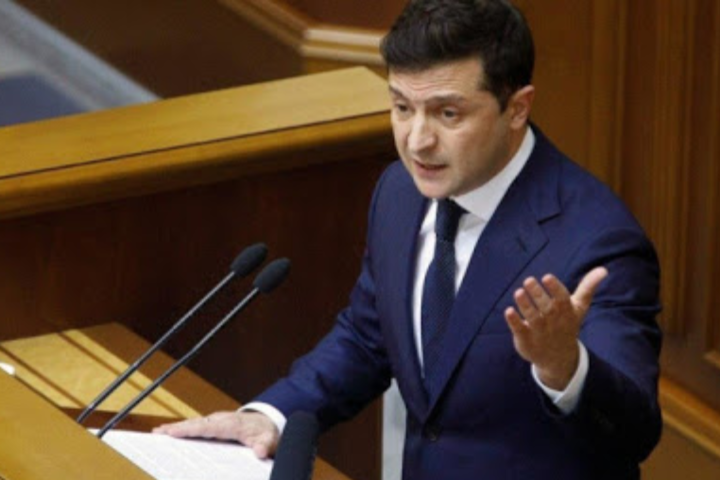 Зеленський звернувся до «Слуг народу» з вимогою вирішити питання Конституційного Суду