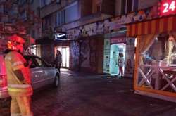 У центрі Києва чоловік погрожував підірвати кафе 