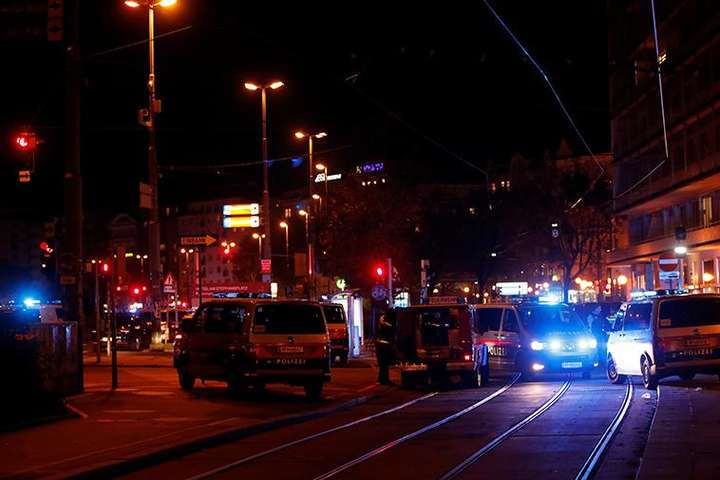У центрі Відня сталася стрілянина, ймовірно теракт