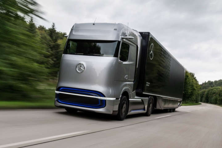 Volvo і Daimler об'єдналися заради виробництва водневих вантажівок