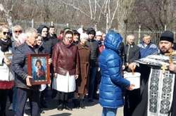  Масовий молебень в окупованому Луганську за зцілення від коронавірусу 