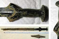В Чехии мужчина пошел по грибы, а нашел меч, которому более 3000 лет