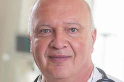 Професор Фелікс Глумчер помер на 72 році життя