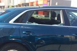 Грабував власників дорогих авто: у Києві затримали серійного крадія речей з іномарок