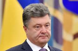 Крім того, Порошенко закликав не йти на поводу у олігархічних інтересів