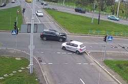 ДТП сталося на перехресті