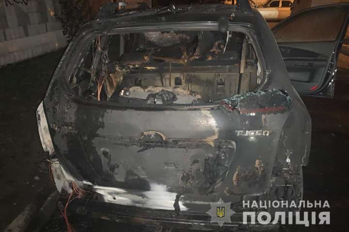 Під Києвом поліція затримала підпалювача авто (фото)