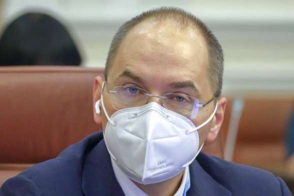Степанов обурився, що хворих на коронавірус змушують купувати шприци та фізрозчин