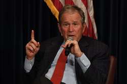 Експрезидент США Буш зауважив, що Трамп має право домагатися перерахунку голосів