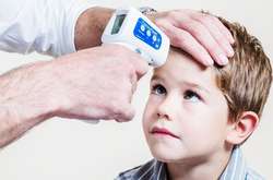 Симптоми Covid-19 у дітей та дорослих можуть відрізнятися