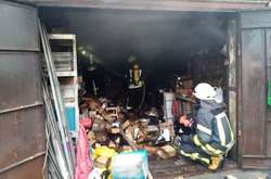 Пожежа виникла в одноповерховому гаражі