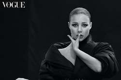 Элегантная Тина Кароль украсила обложку книги Vogue