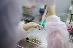 Оперативные данные: в Украине за сутки коронавирус обнаружили у 10 842 человек