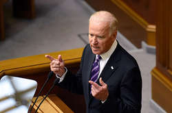 Джозеф Байден під час виступу в українському парламенті