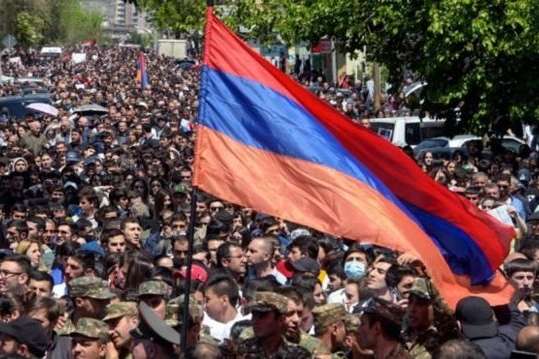 У Вірменії опозиційні партії оголосили про створення Комітету національного порятунку
