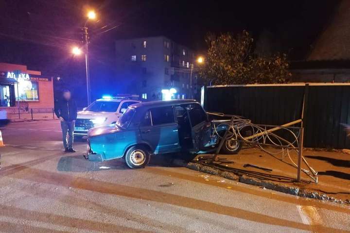 На Київщині водій скоїв смертельне ДТП і втік із місця аварії (фото)
