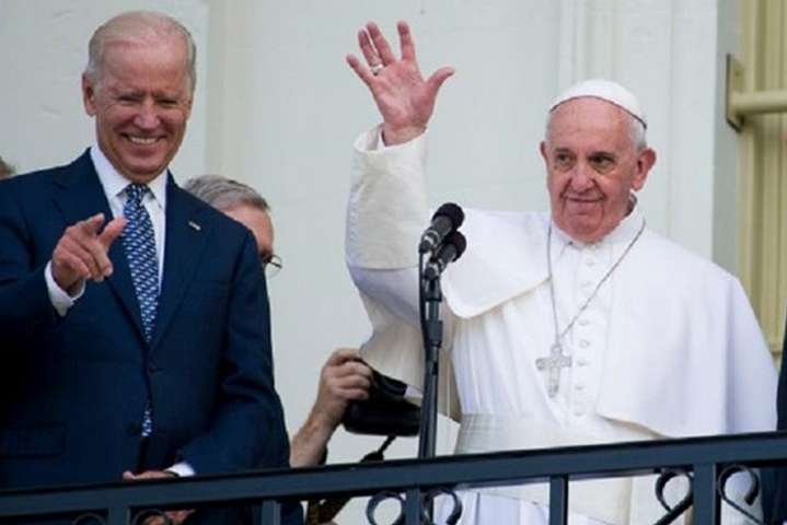 Папа Римський благословив Байдена