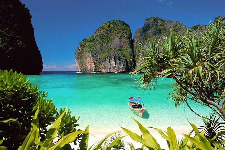 Таїланд назвав умови для в’їзду туристів