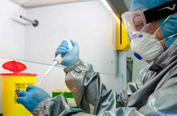 У світі зафіксували більше 54 мільйонів нових випадків коронавірусу