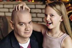 «Лысый из Квартала» рассказал, как в школе издеваются над дочерью