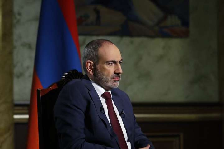 «Я встану перед судом народу». Пашинян визнав відповідальність за події в Карабасі