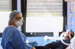 Італія просить допомоги іноземних лікарів у боротьбі з Covid-19