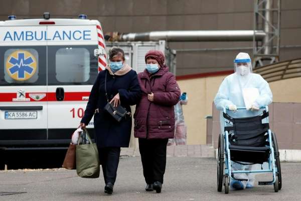 Коронавірус атакує: у Києві за добу понад 1200 нових хворих