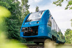  Перший в світі поїзд Alstom з водневим двигуном Coradia iLint 
   
  