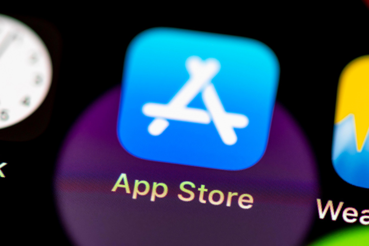 Apple вдвічі зменшує комісію за використання App Store