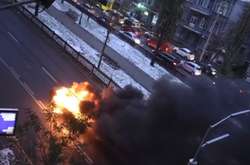 Автомобіль повністю вигорів 