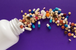 Лікаря треба запитати, на підставі якого протоколу він призначив препарат, – наголосив Бриль