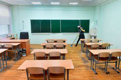 14 шкіл Київської області на дистанційному навчанні