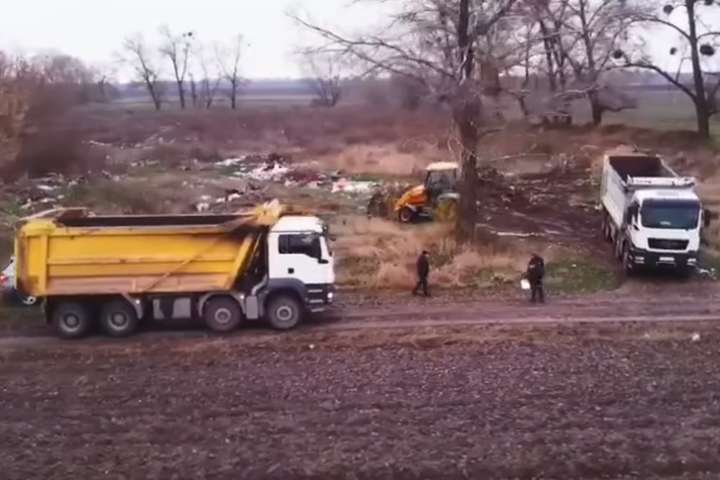 На Київщині почалася ліквідація стихійних сміттєзвалищ (відео)