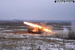  Система базується на новітньому шасі «Татра» з колісною формулою 8х8 