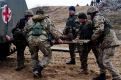 Оккупанты в Донбассе ранили украинского защитника