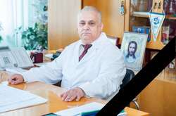 Анатолій Вдовічен був заслуженим лікарем України