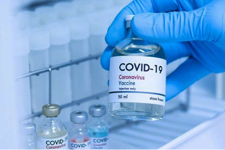 МОЗ домовляється з шістьма компаніями про вакцину проти Covid-19