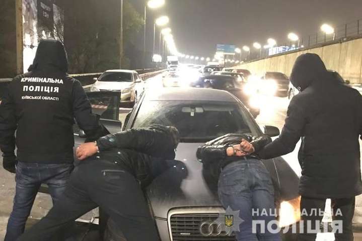 На Київщині оперативники затримали іноземців-грабіжників (фото)