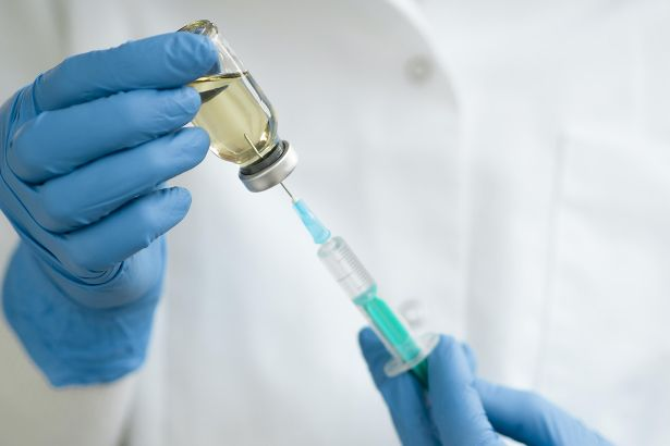 Американська корпорація назвала вартість своєї вакцини від коронавірусу