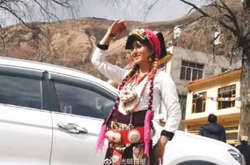 Популярную блогершу подожгли в прямом эфире