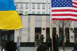 У посольстві США закликали владу України посилити боротьбу з корупцією