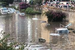 Через сильні повені на півдні Італії обвалився міст