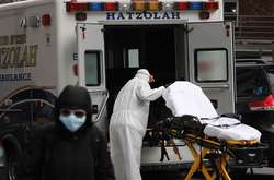 У США названо дату початку вакцинації від Covid-19 мешканців країни