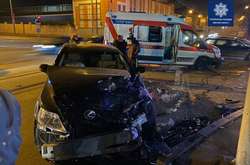 В Одесі «швидка» зіткнулась з Lexus та перекинулась: постраждали три людини