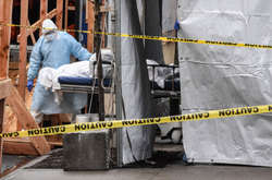 В США умершими во время весенней вспышки коронавируса забиты мобильные морги