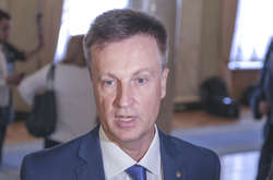 На думку Наливайченка, в Україні під час карантину влада мала б підтримати бізнес, особливо малий, як це роблять в Європі